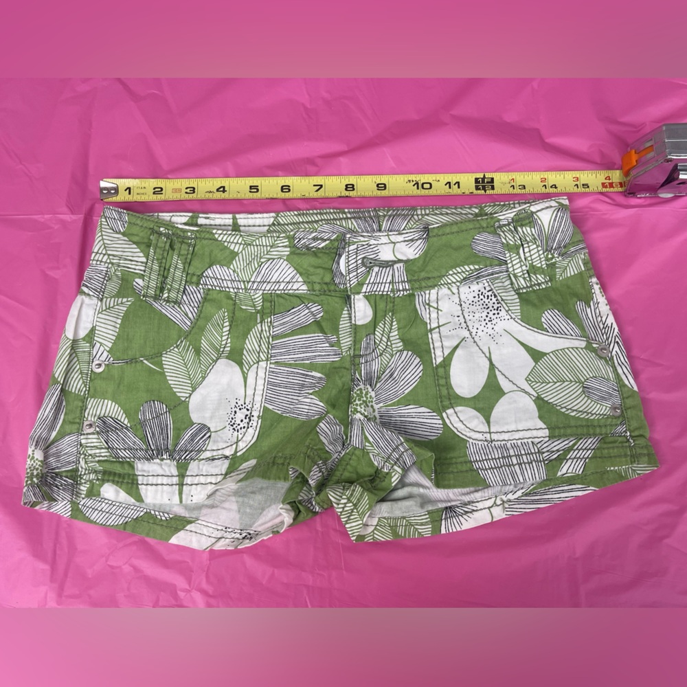 LOW RISE Z.Co JEANS Green Floral Shorts size 1 JUNIORS - Picture 10 of 12